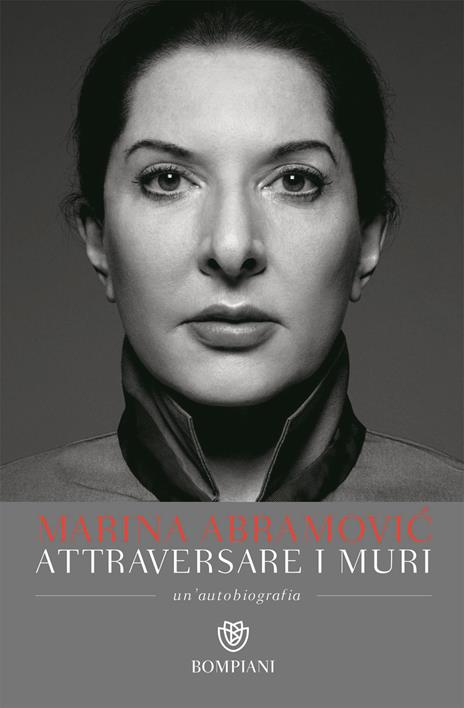 Attraversare i muri_copertina libro